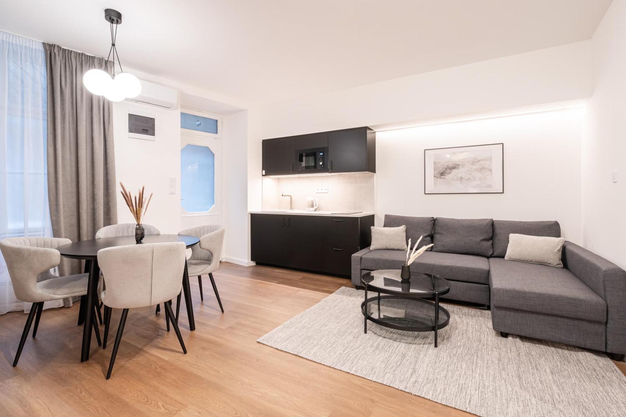 Apartment E23 - Grand Boulevard Design Loft - Location By Bqa *